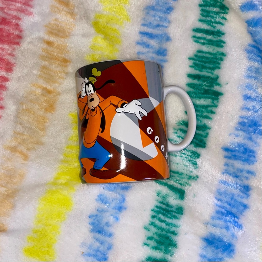 Disney Goofy Character Mug - Orange and White